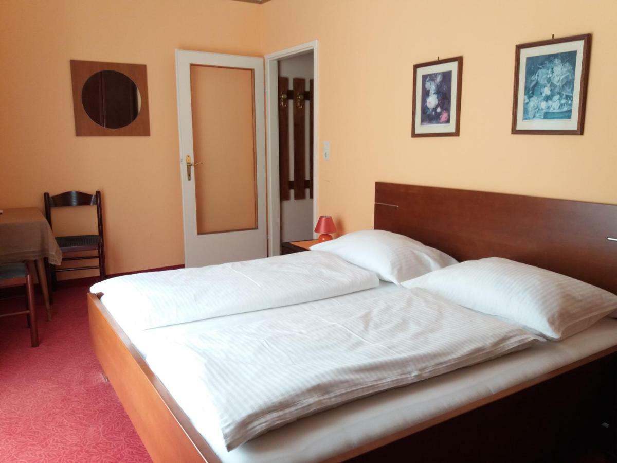 Pension Villa Inge Baden Extérieur photo