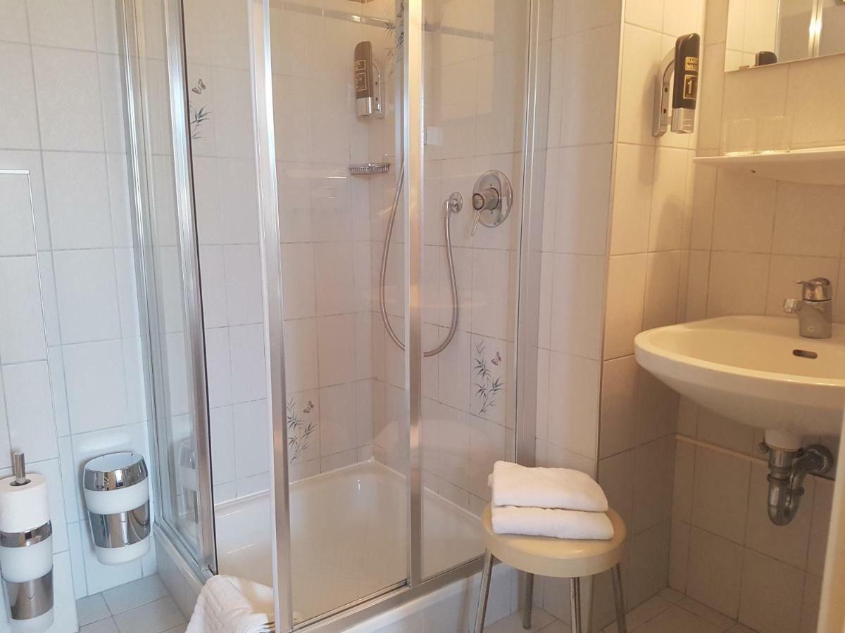 Pension Villa Inge Baden Extérieur photo