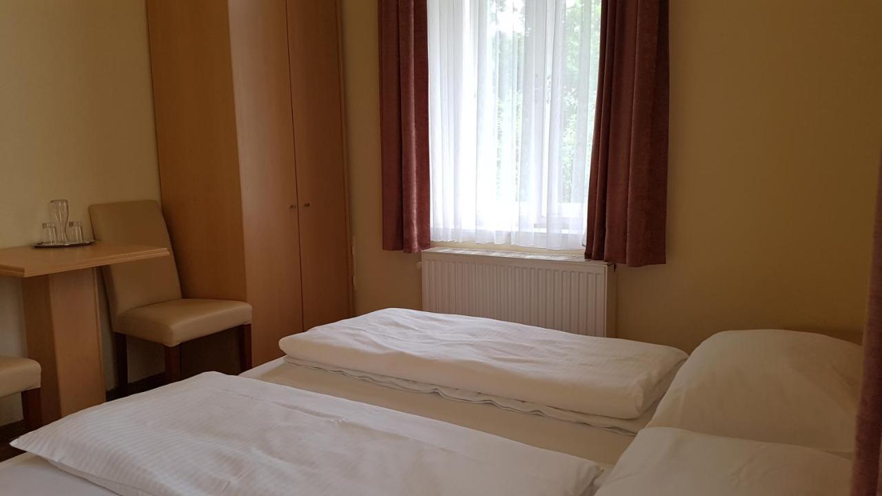 Pension Villa Inge Baden Extérieur photo